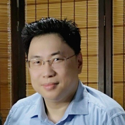 Carlos tengkiat